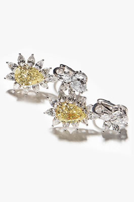 Wedding White Gowns at Cannes Inspire 2020 Brides: Just Add Diamonds 12 Red Carpet Collection earrings by Chopard
