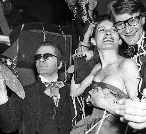 Karl Lagerfeld, Paloma Picasso and Yves Saint Laurent in 1974. @soniceeditions