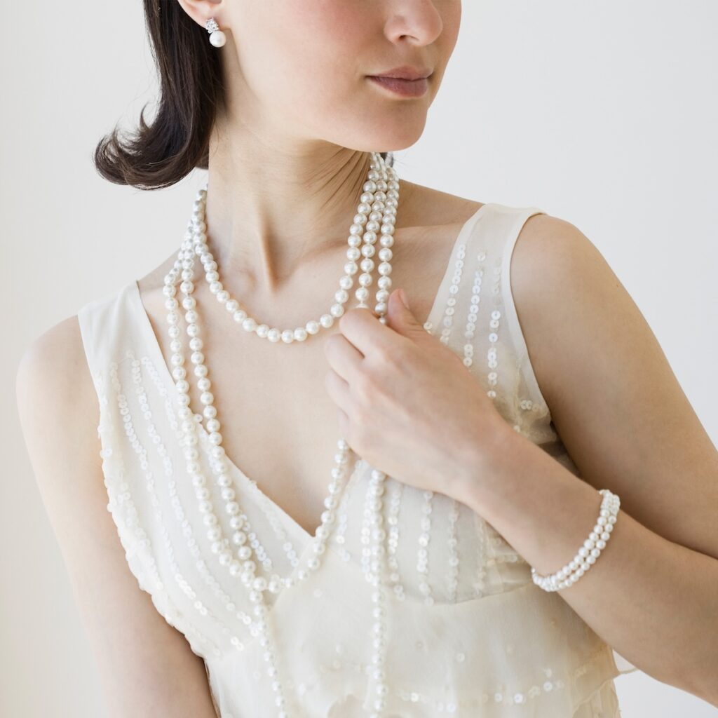 Pearls Are Dominating Jewelry Trends in 2025 1 pearl layers